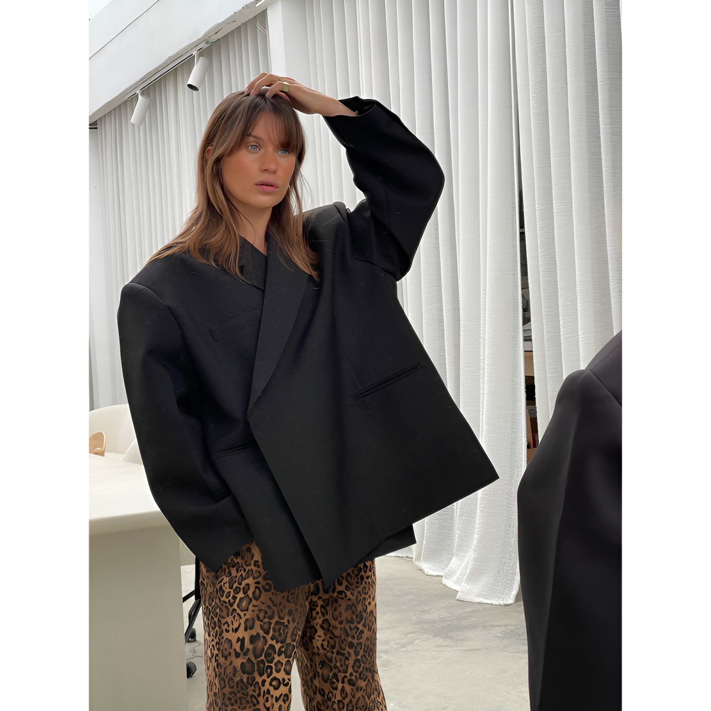 Minimalistisk Chik Lang Oversize Blazer til Damer