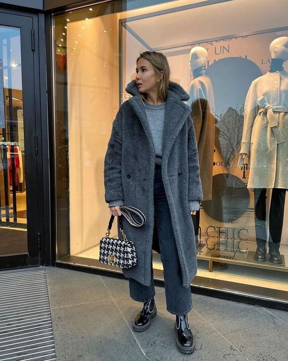 Blød Oversized Dame Vinterfrakke med Lang Teddy-pasform