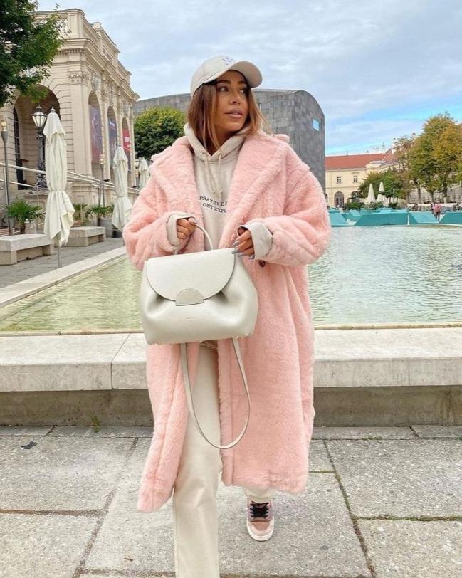 Blød Oversized Dame Vinterfrakke med Lang Teddy-pasform