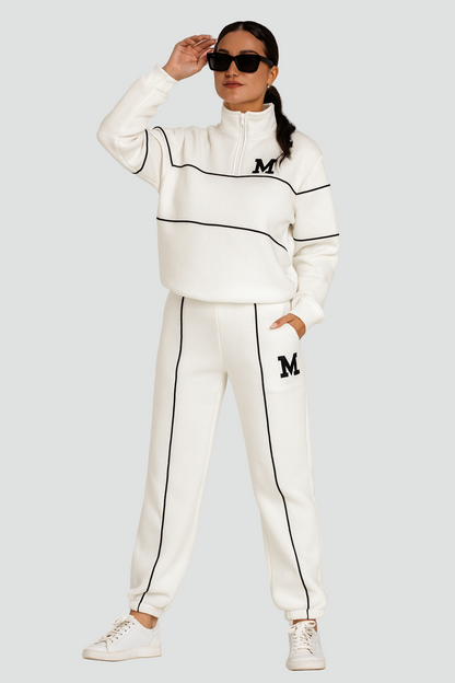 Komfortabel Dame Tracksuit Sæt Med Half Zip Sweater Og Jogger
