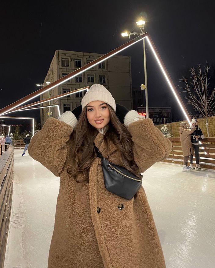 Blød Oversized Dame Vinterfrakke med Lang Teddy-pasform