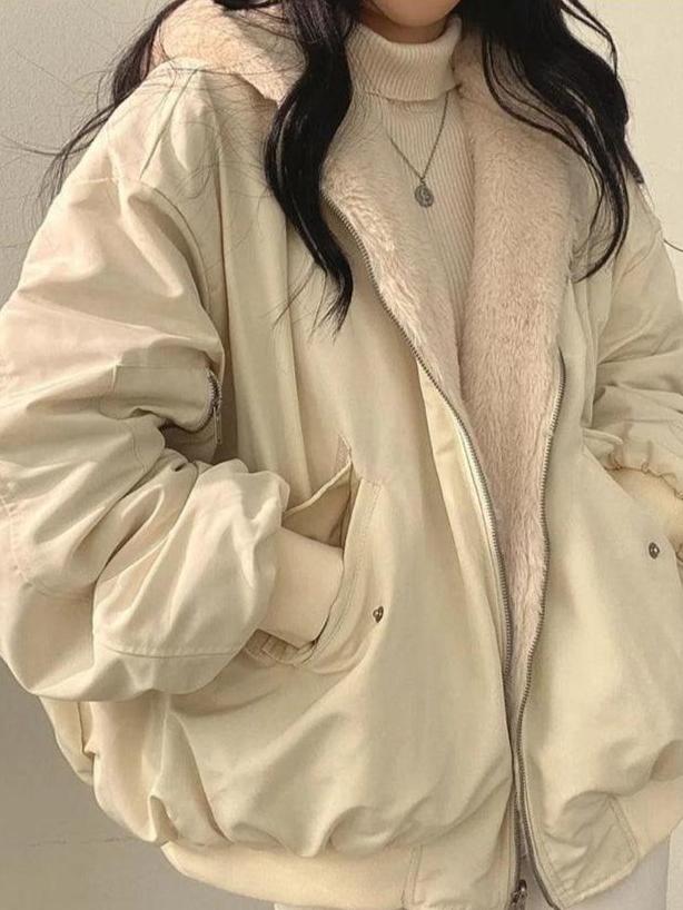Komfortabel Oversized Bomberjakke til Kvinder med Pelsfor