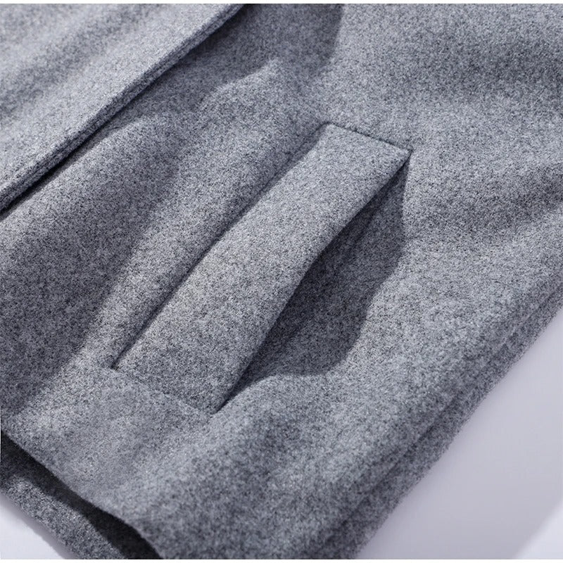 Stilfuld Damefrakke med Høj Krave og Dobbeltknap Design