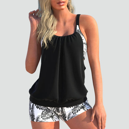 Dame tankini sæt med løs top og shorts til strand og pool